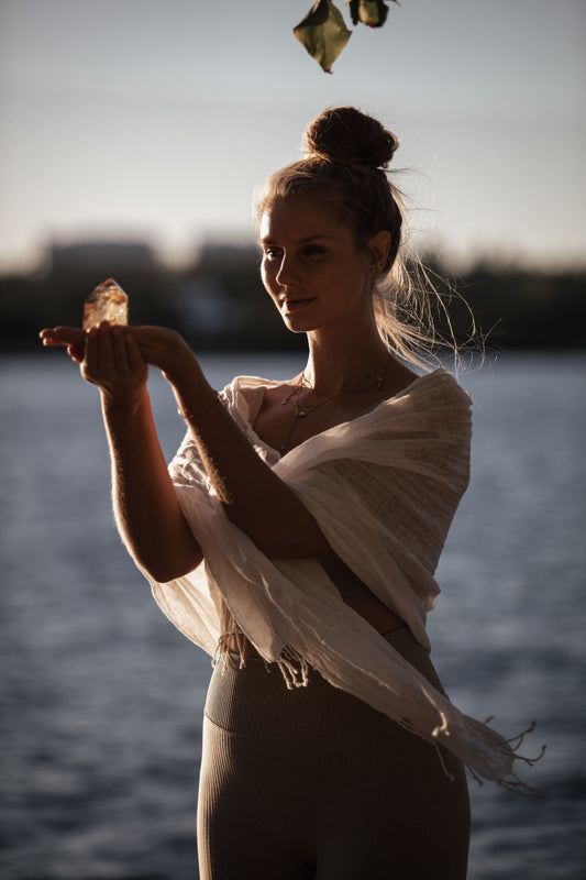 Crystal Healing Workshop | Applied Energy Healing & Hands-On Crystal Therapy